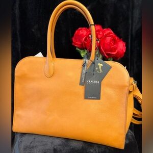 💛NWT- Claudia Firenze Caramel  look alike Margaux VIRAL GORGEOUS Leather Bag💛